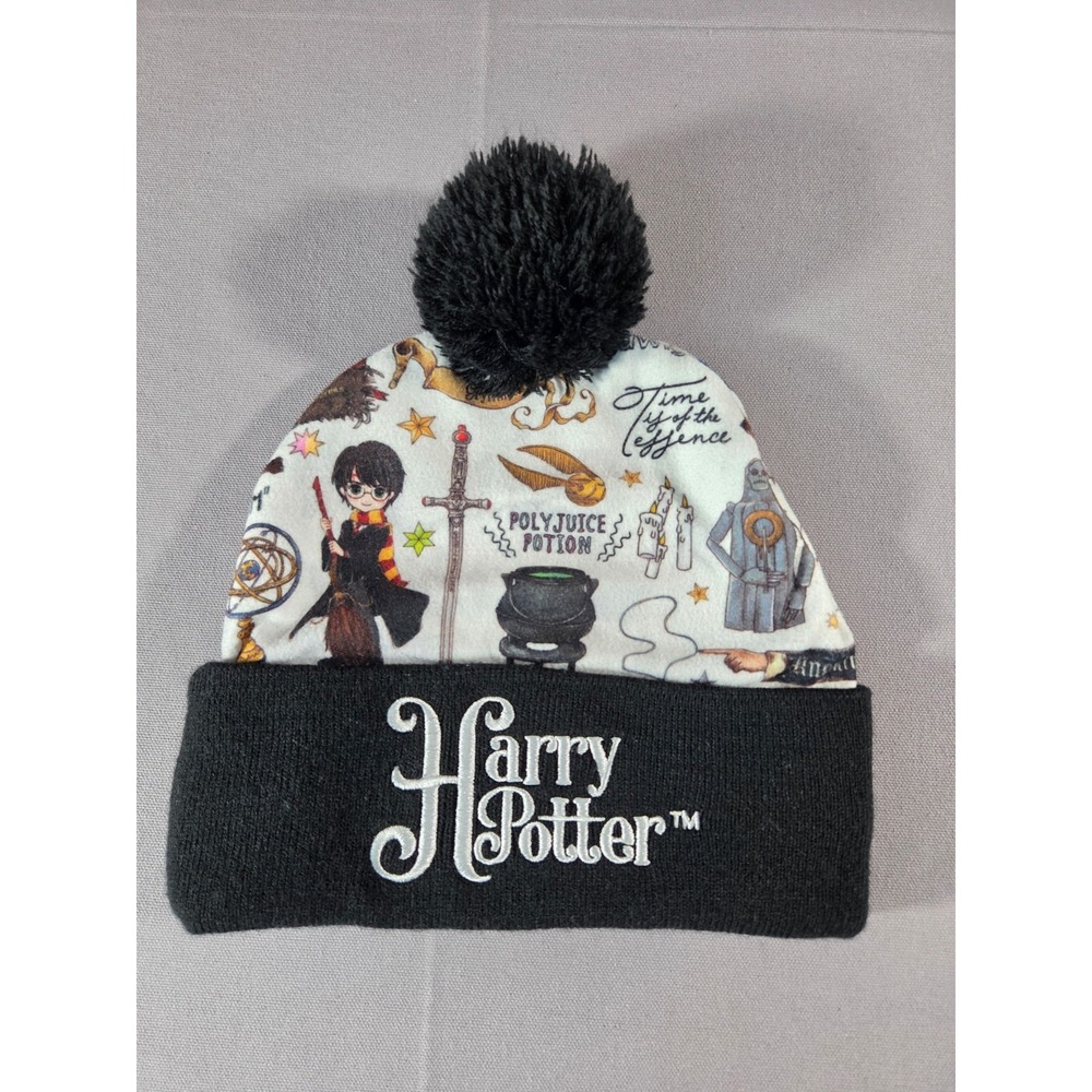 Harry Potter Beanie Adult One Size White Black Spells Magic Potion Puffer Hat